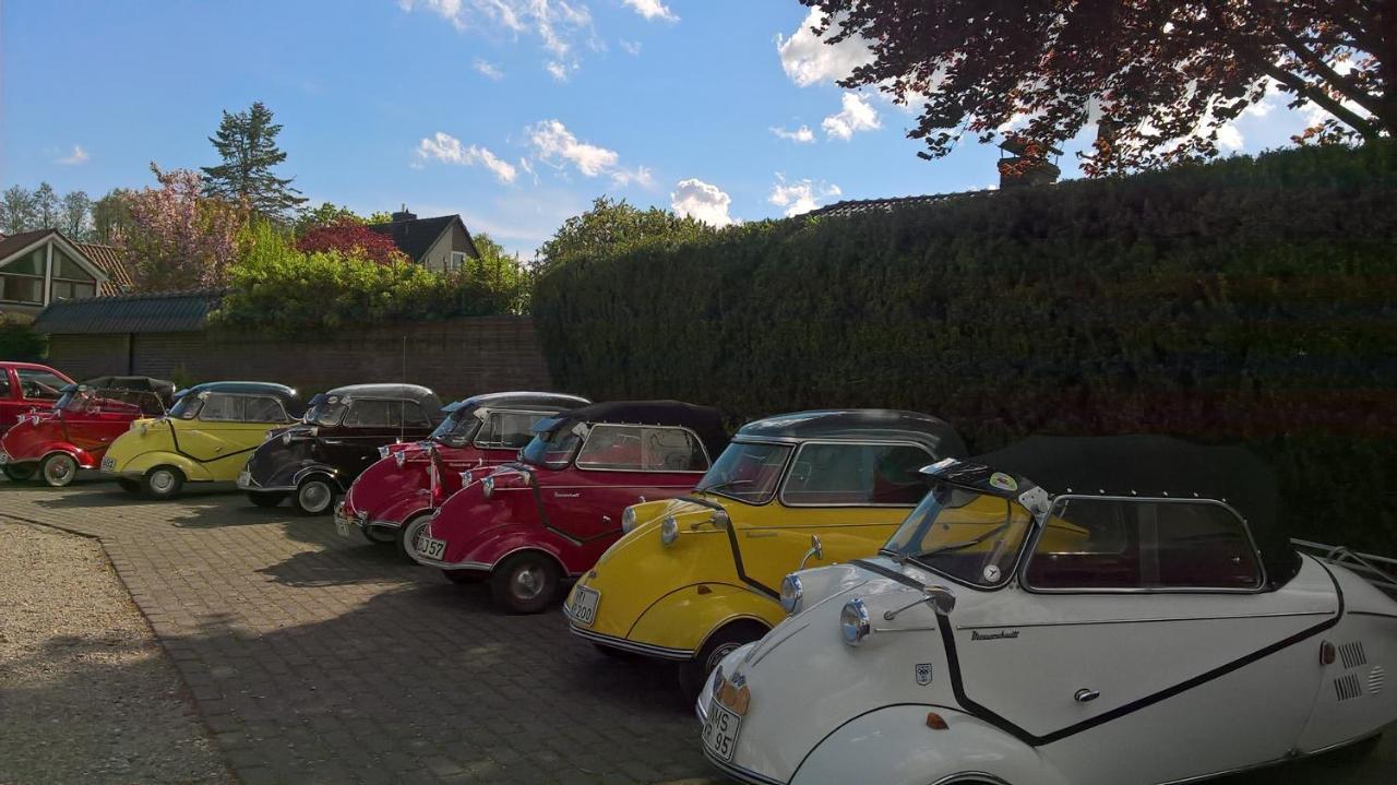 Hotel Fahrhaus Niederkleveez Bosdorf  Bagian luar foto