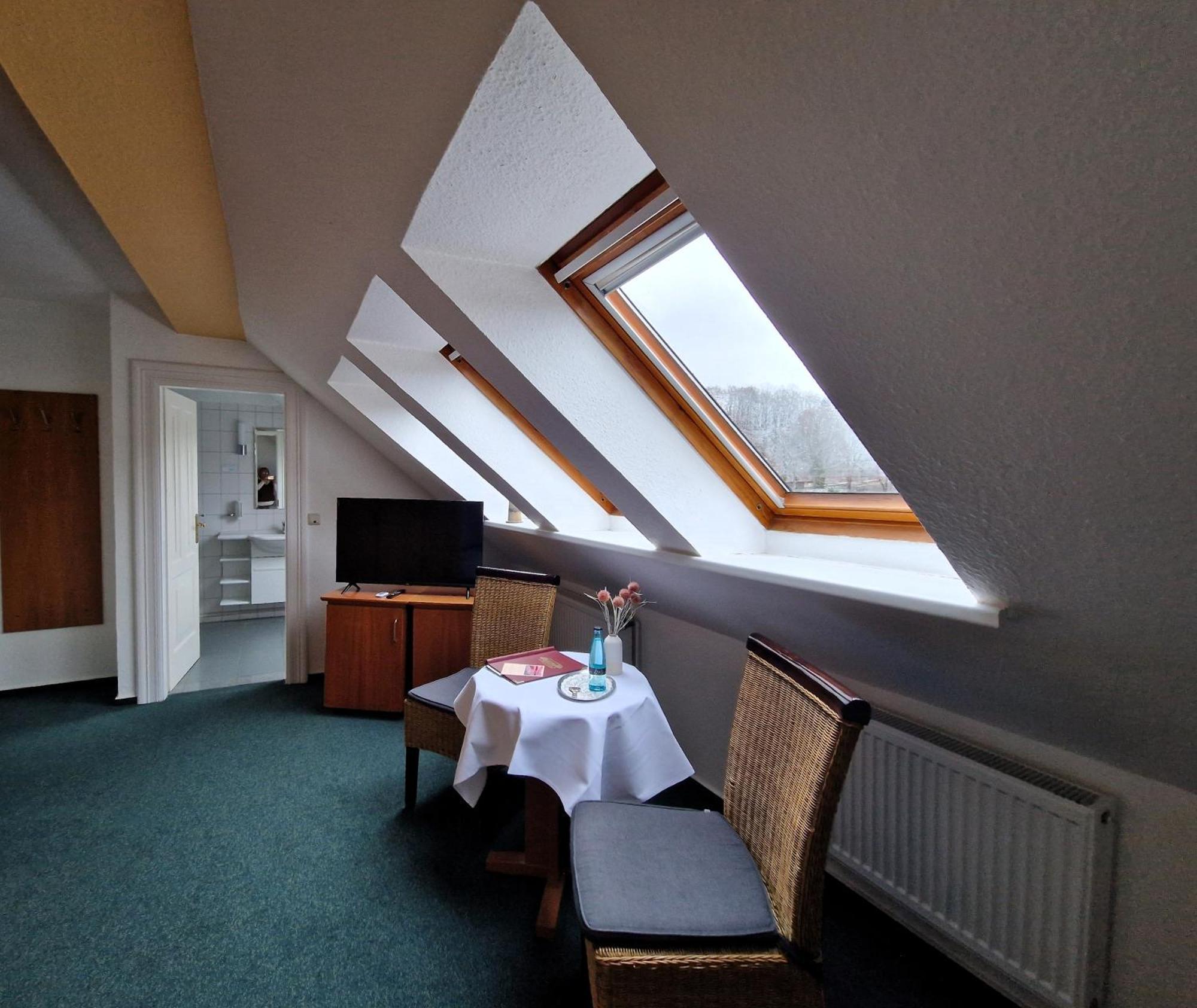 Hotel Fahrhaus Niederkleveez Bosdorf  Bagian luar foto